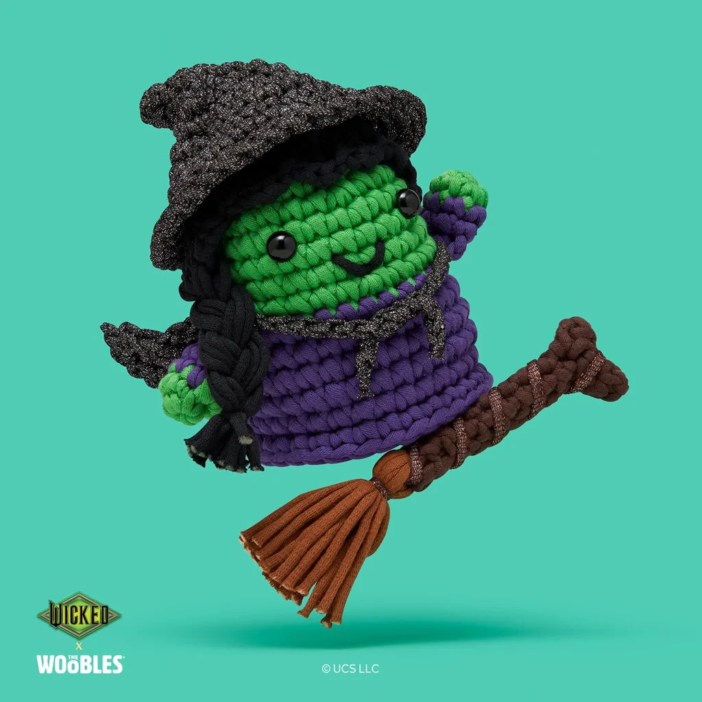 Elphaba Thropp’s Broom Accessory Kit